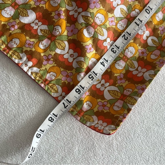 Y2K Vintage Style Floral and Paisley Wrap Skirt - Red Mini Skirt - Picture 7 of 9